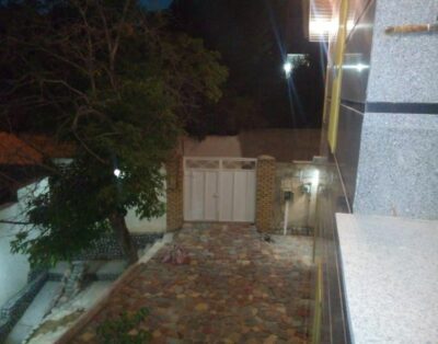 کوهسار کردان با دو استخر ویژه (خانواده)