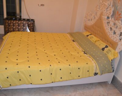 کوهسار کردان با دو استخر ویژه (خانواده)