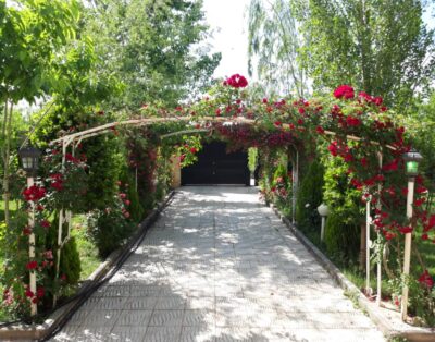 مرکز کردان باغ ویلا دوبلکس